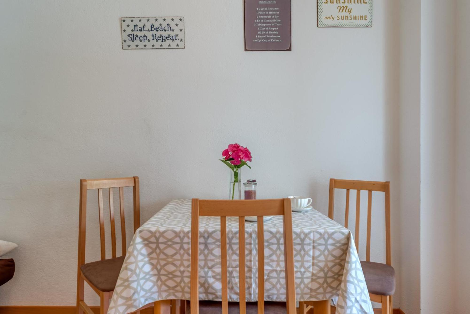 Villa Daniela โตรกีร์ ภายนอก รูปภาพ