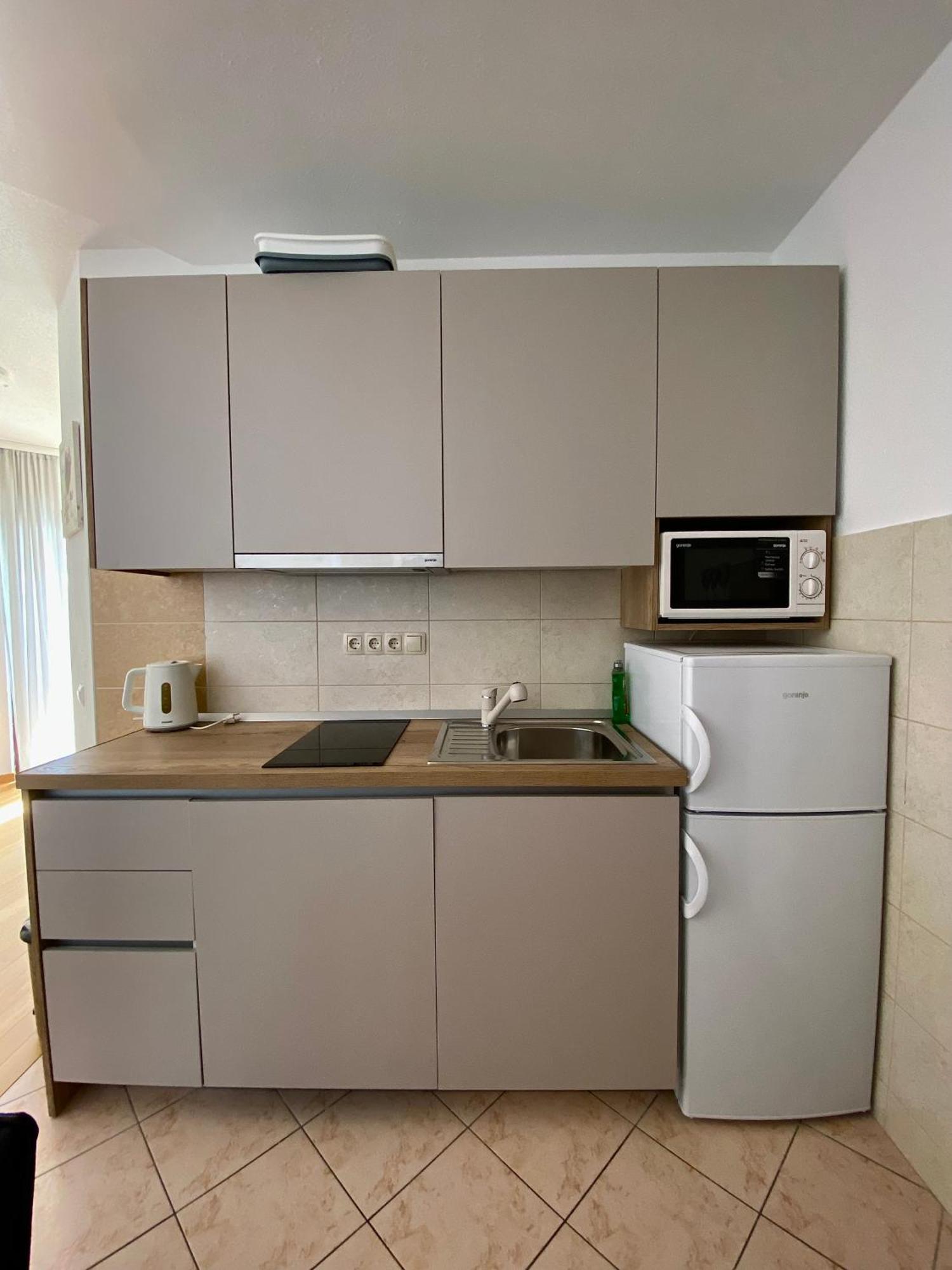 Villa Daniela โตรกีร์ ภายนอก รูปภาพ